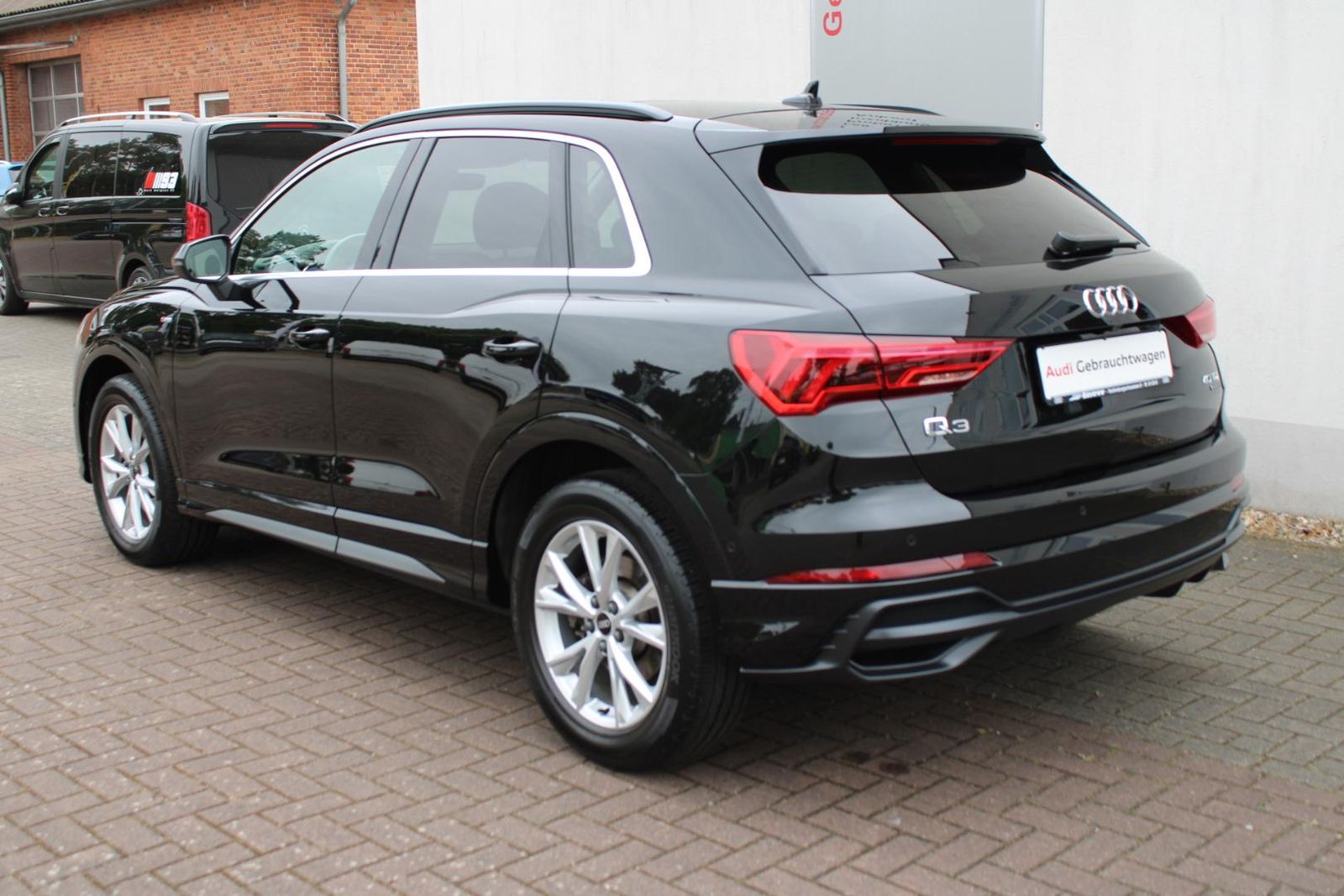 Audi Q3 S line Q3 TDI quattro - Samsaru's Car Outlet