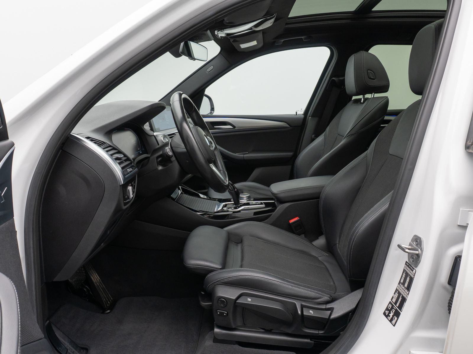 BMW X3 xD20d xLine - Samsaru's Car Outlet