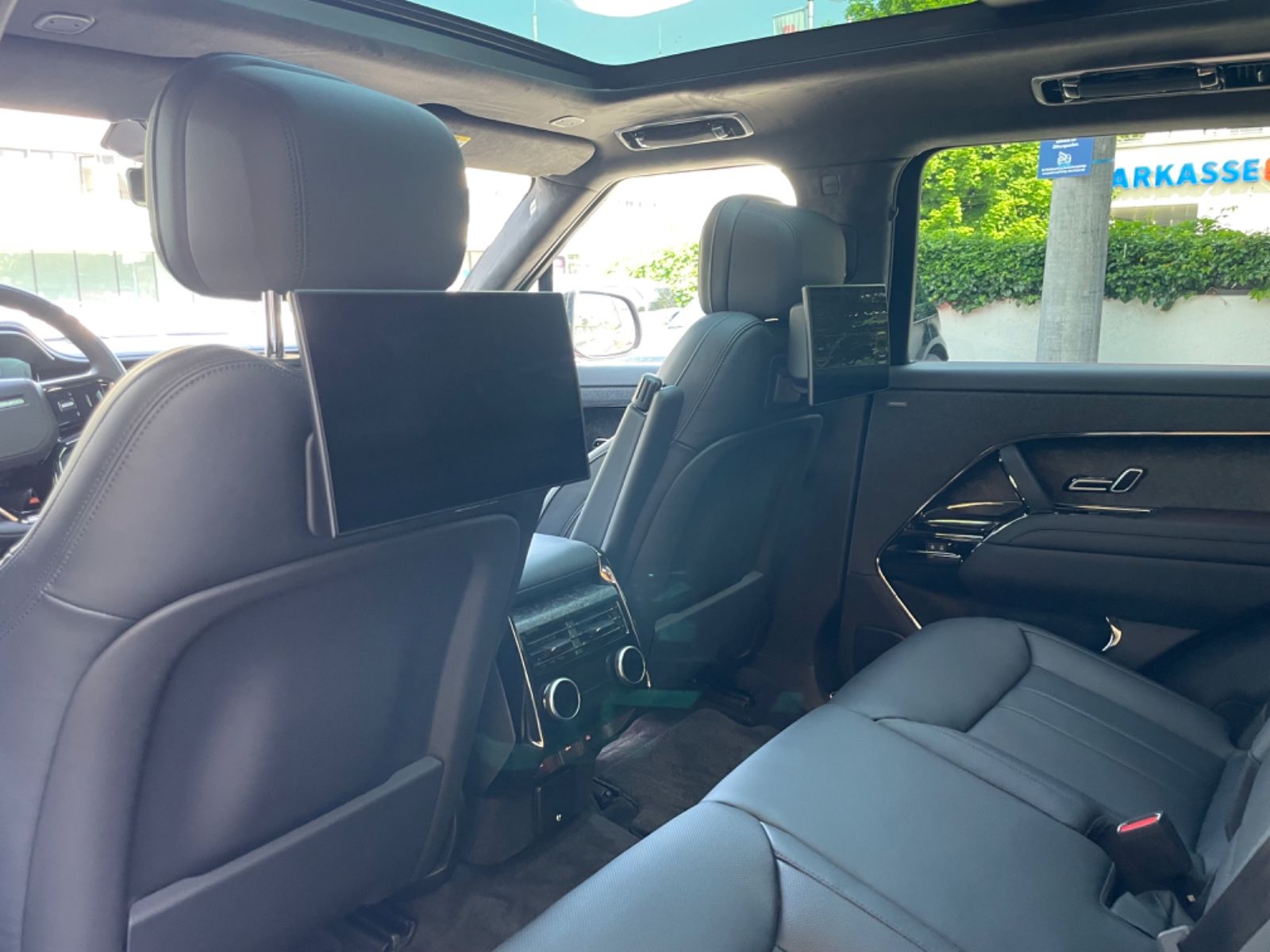Range Rover Sport P530 First Editon Autobio - Samsaru's Car Outlet