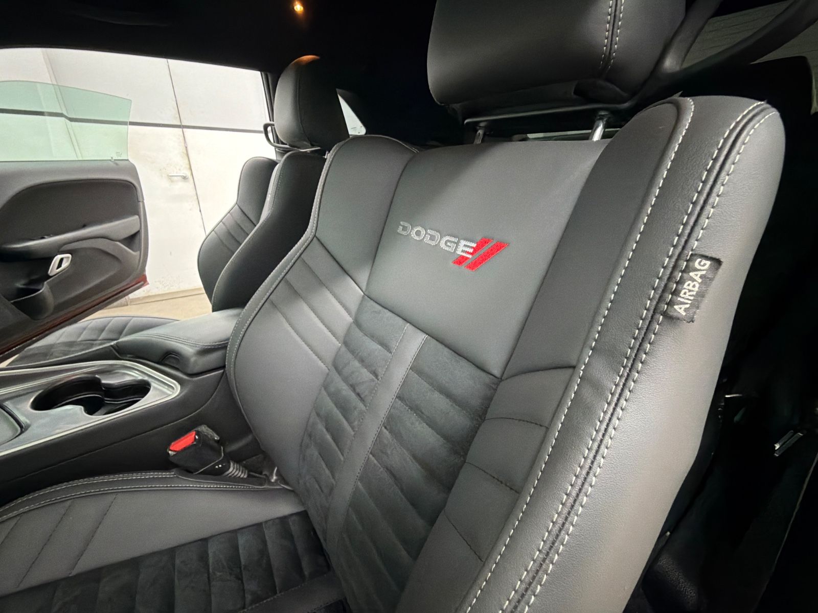 Dodge Challenger R/T 5.7 V8/Octane-Red/Carplay/20"