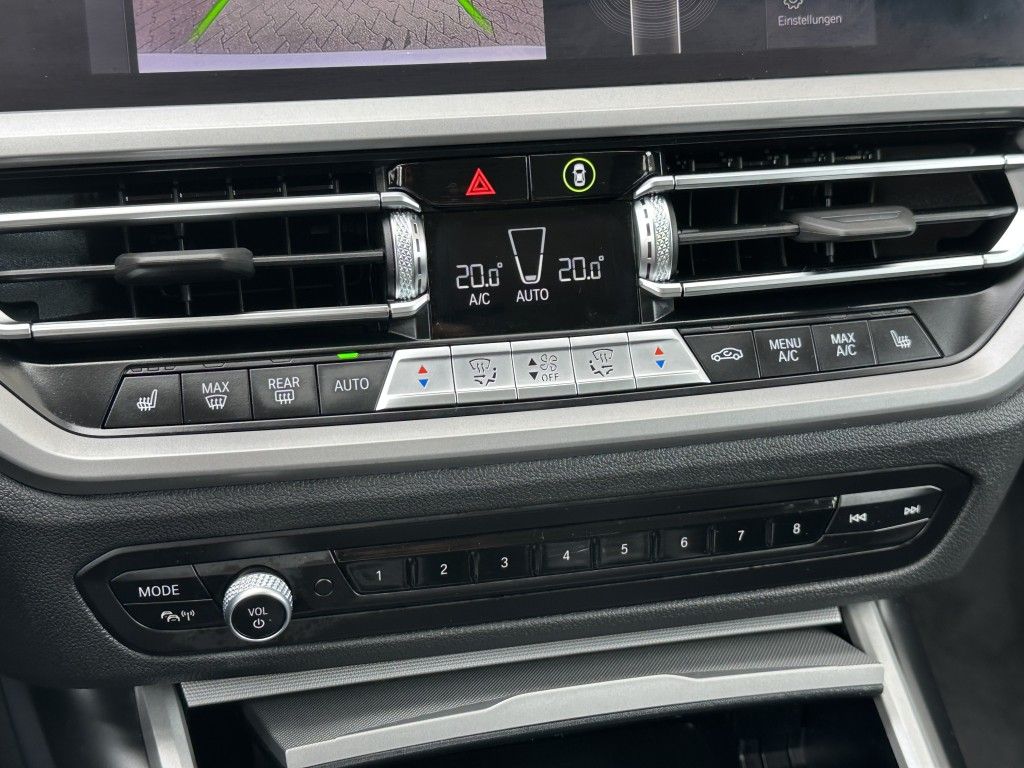 BMW 330 e Touring Aut Advantage - Samsaru's Car Outlet