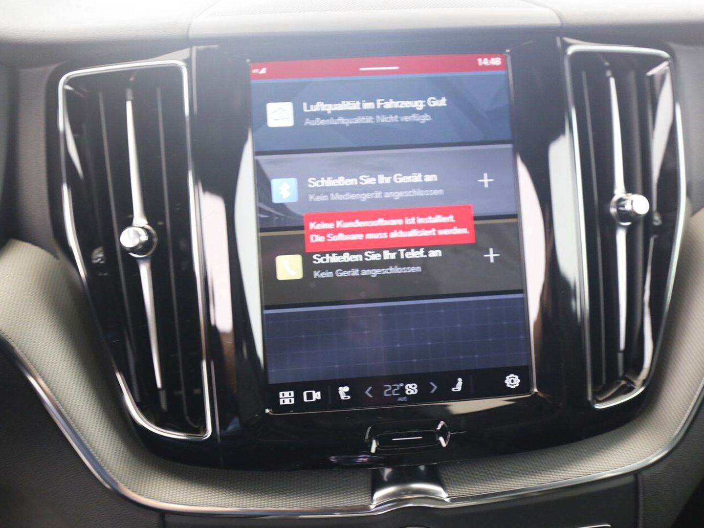 Volvo XC60 T8 Plus Black Edition Plug-In Hybrid AWD - Samsaru's Car Outlet