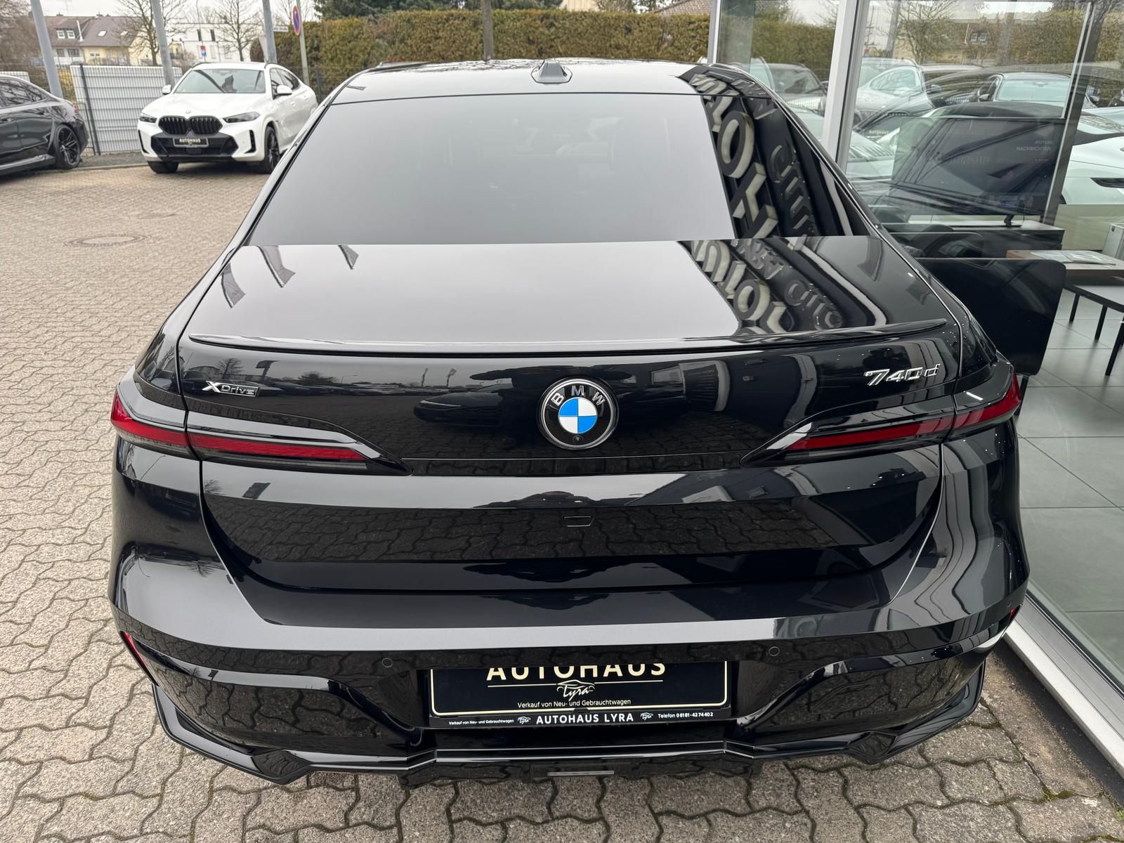 BMW 740d xDrive M-Sport Pro*PANO*B&W*360°KAM*STANDH*
