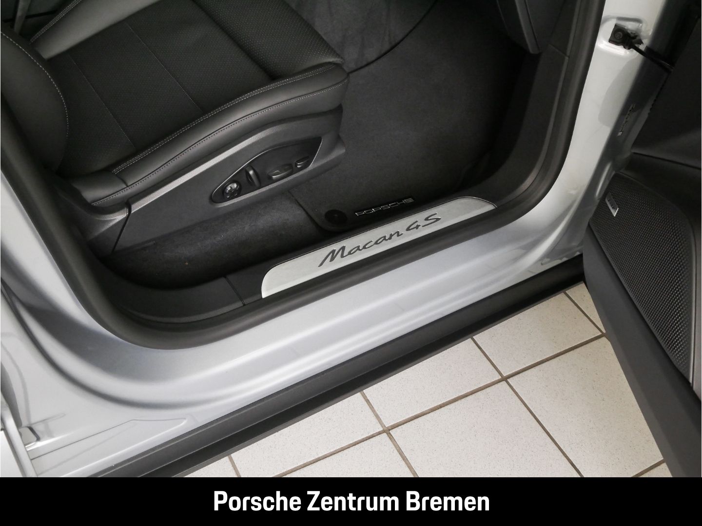 Porsche Macan 4S - Samsaru's Car Outlet
