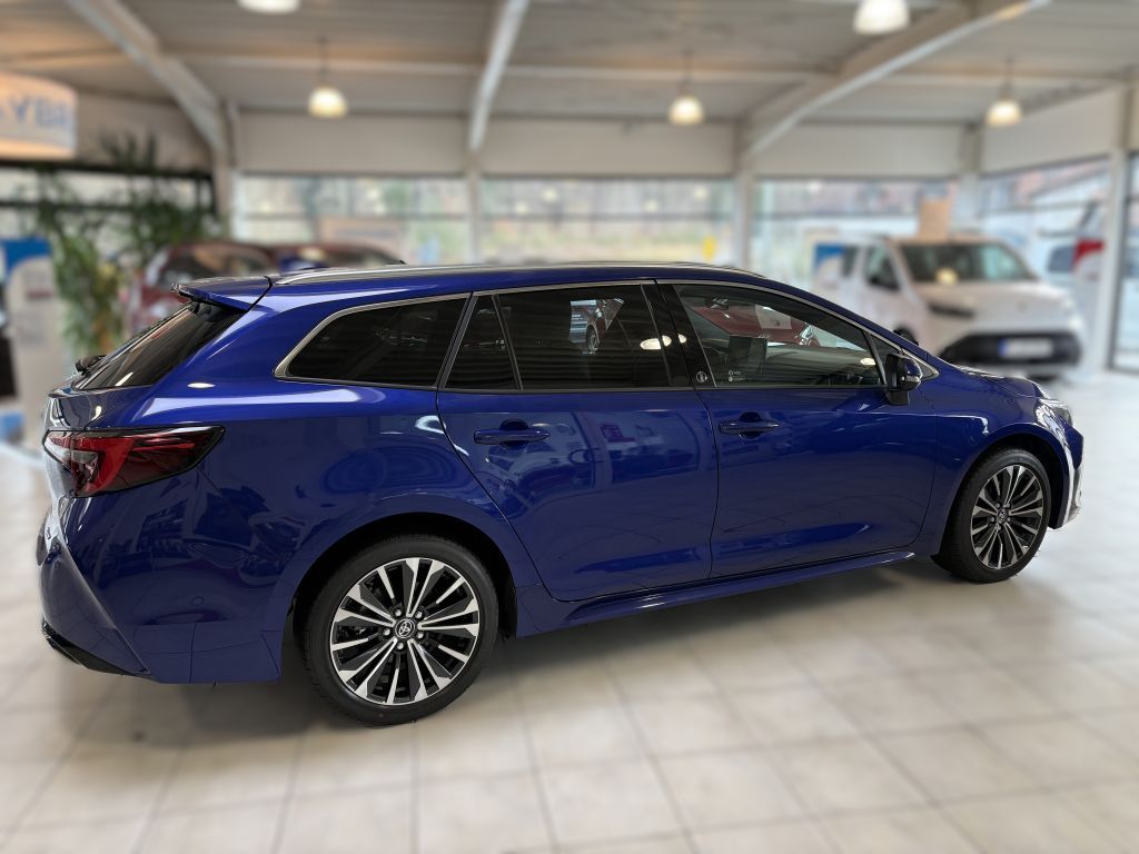 Toyota Corolla 2.0 Hybrid Touring Sports Team Deutschla