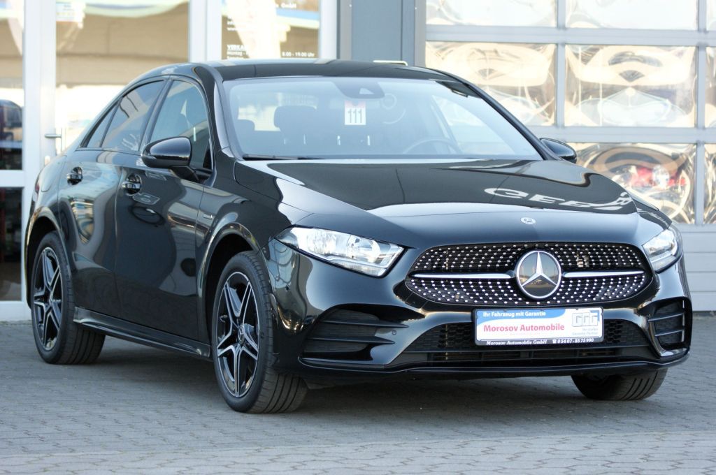 Mercedes-Benz A 250 e 8G-DCT AMG Line - Samsaru's Car Outlet