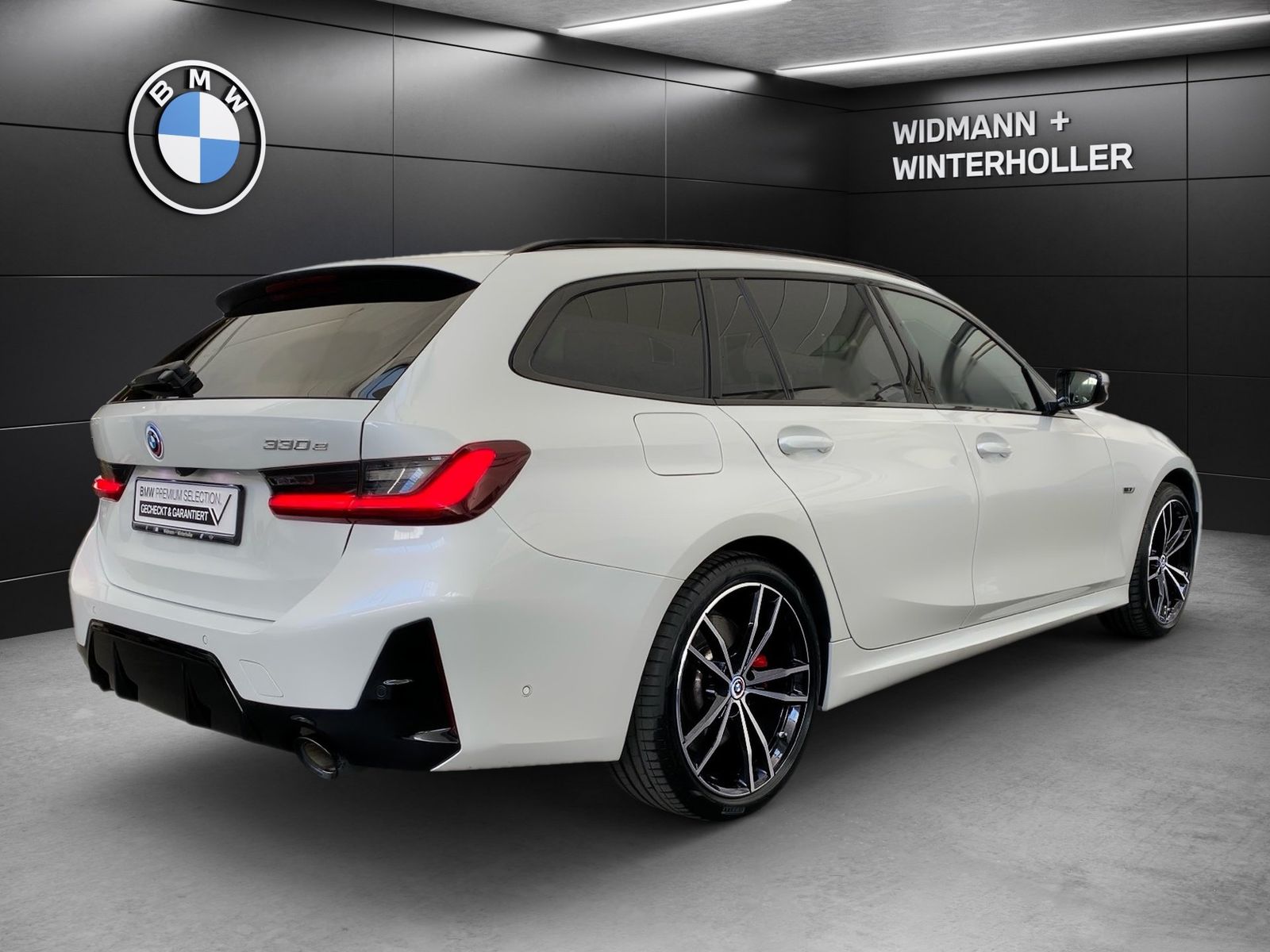BMW 330e xDrive Touring M Sport LC Prof. ACC H/K AHK