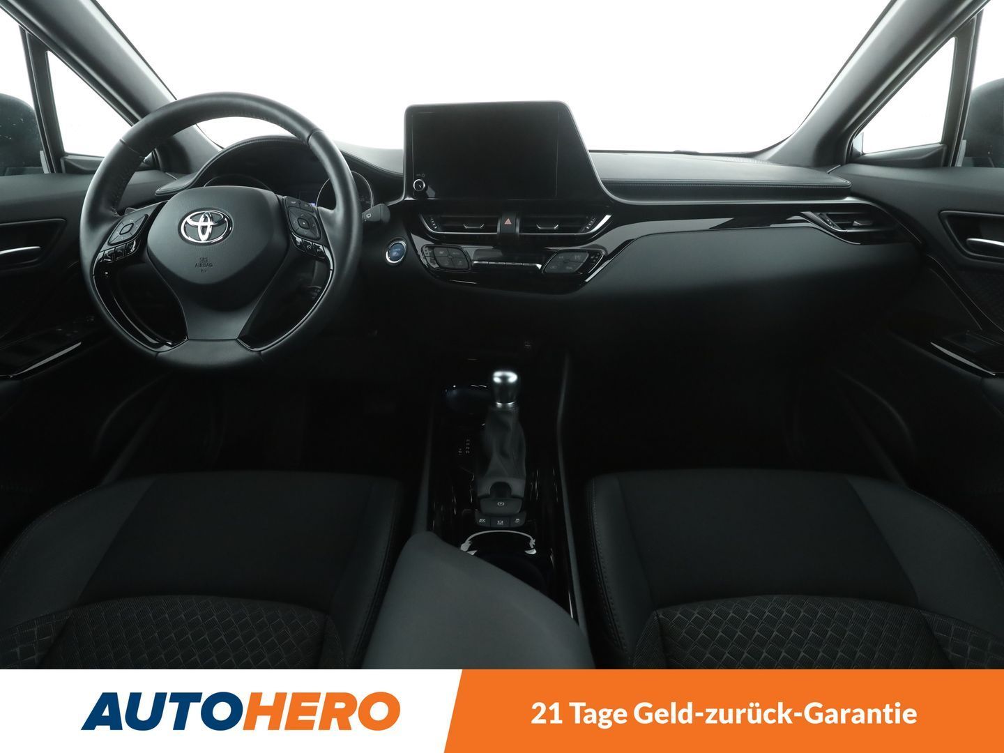 Toyota C-HR 2.0 Hybrid Team - Samsaru's Car Outlet