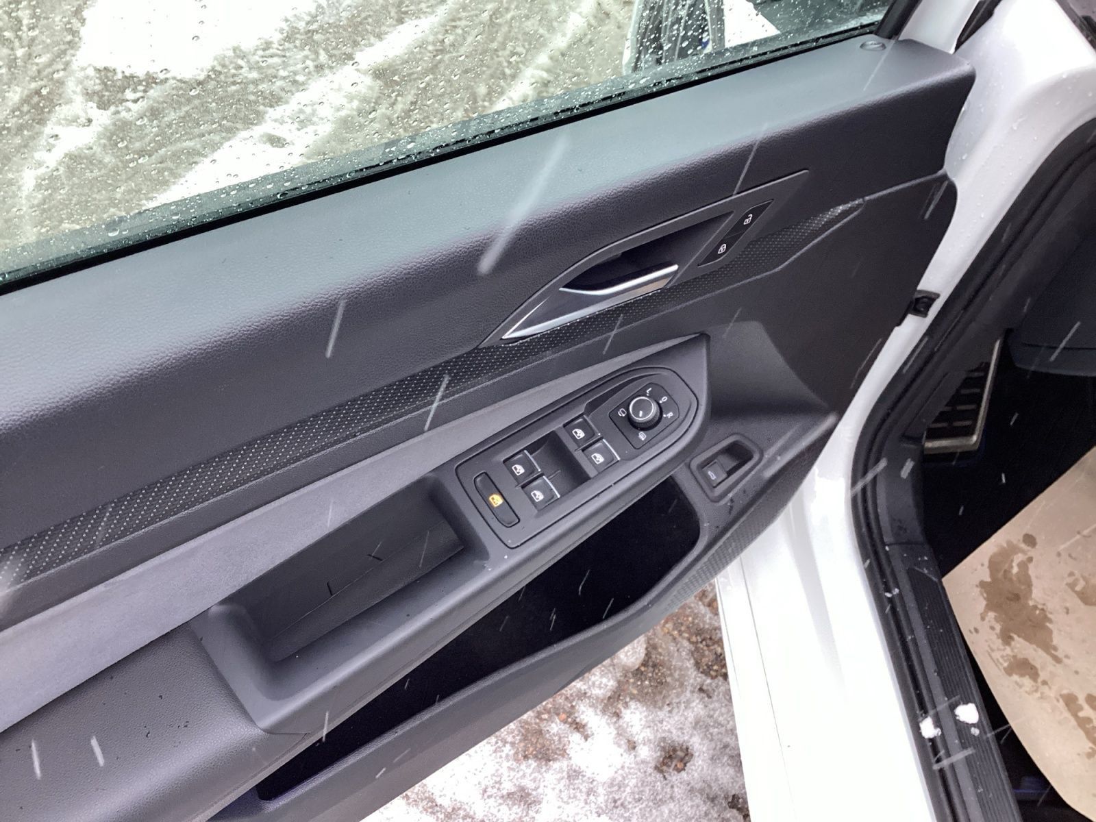Volkswagen Golf VIII Variant R 4M DSG AHK LED Navi Kamera