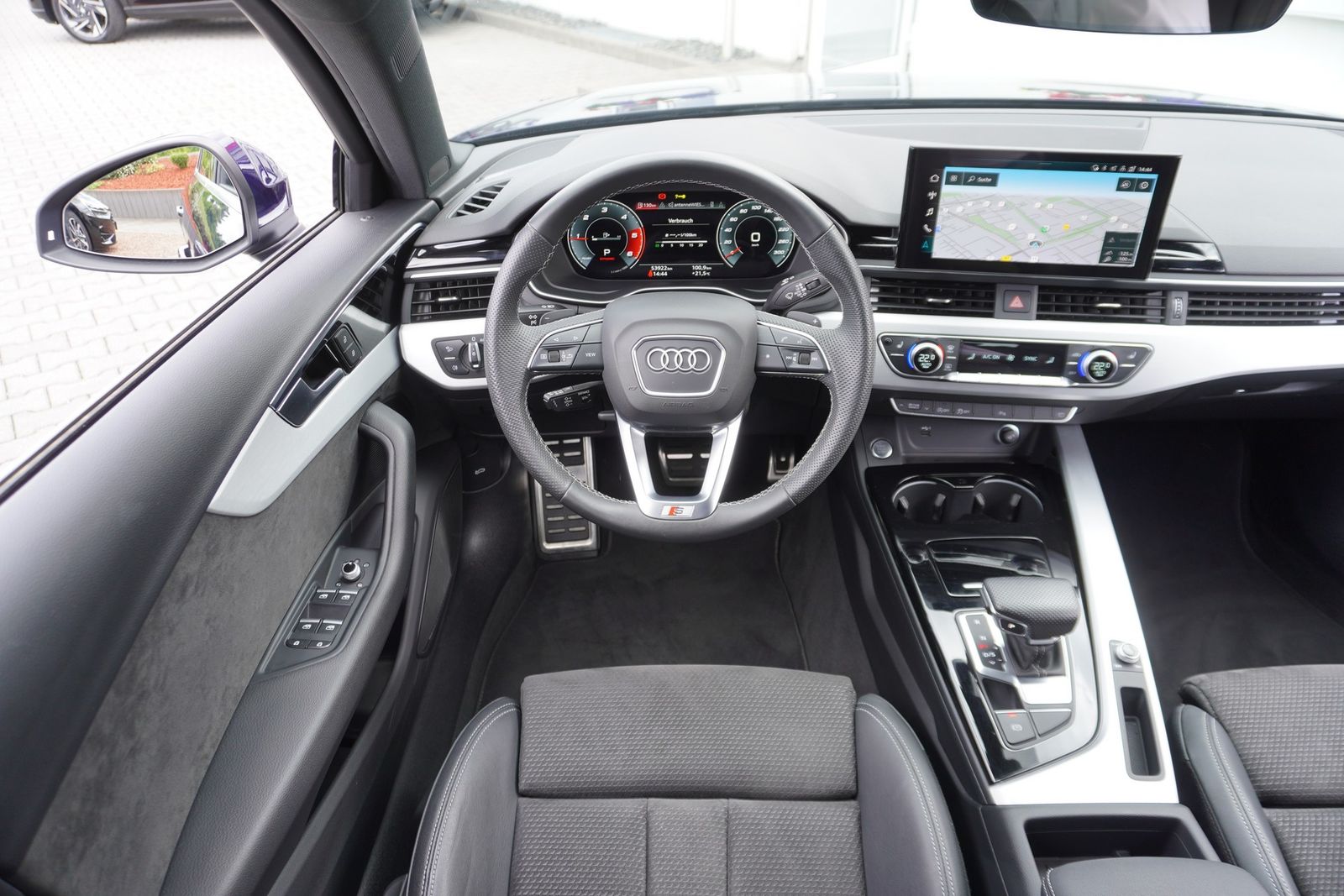 Audi A4 Avant 40 TDI S-Tronic S-Line - Samsaru's Car Outlet