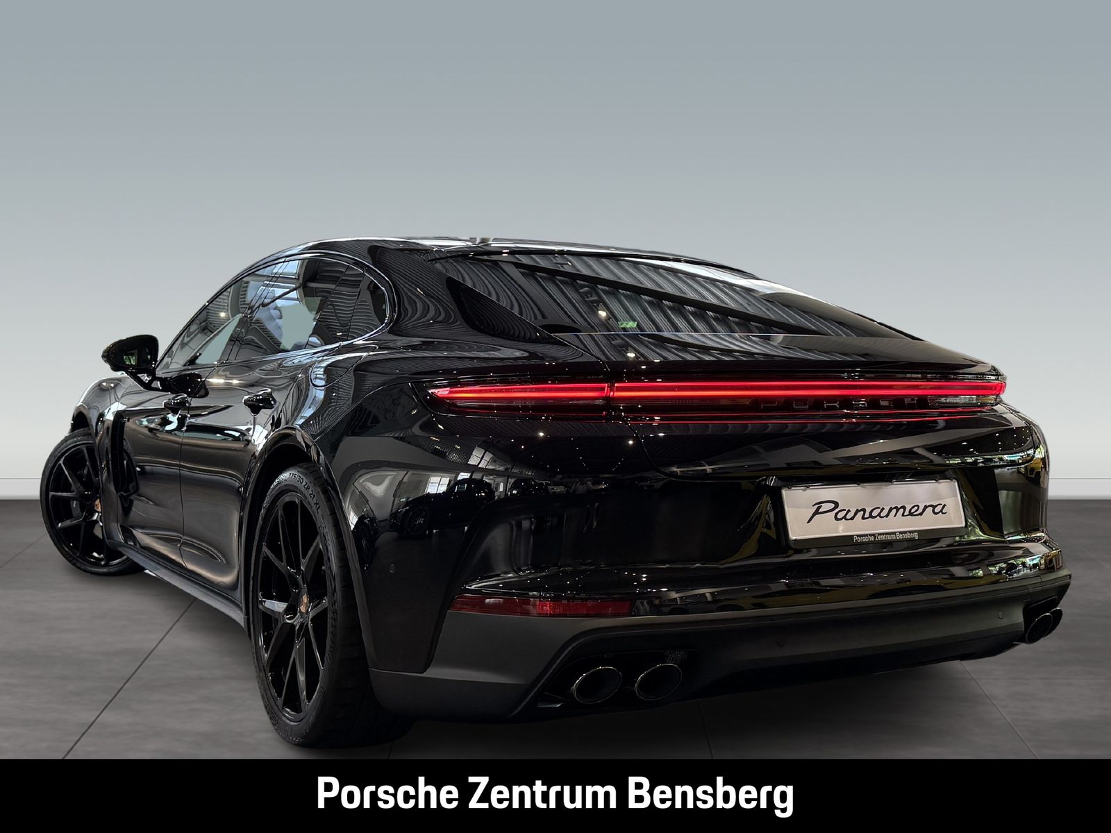 Porsche Panamera 4 E-Hybrid