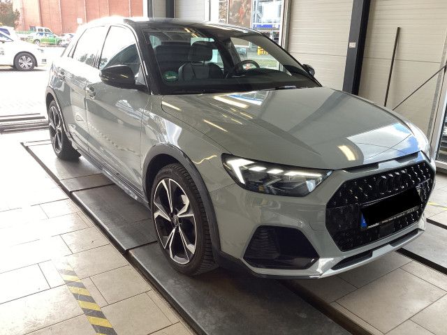 Audi A1 30 TFSI citycarver edition one S tronic - Samsaru's Car Outlet