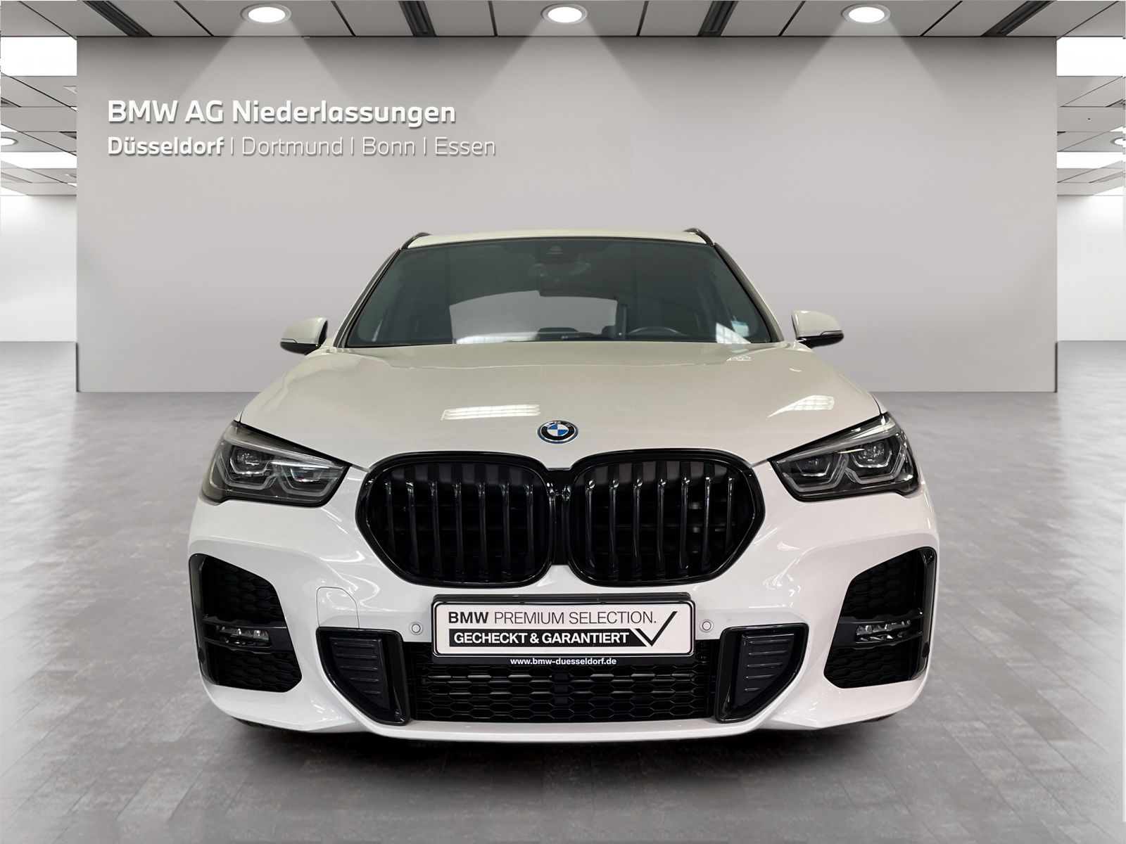 BMW X1 xDrive25e M Sport - Samsaru's Car Outlet