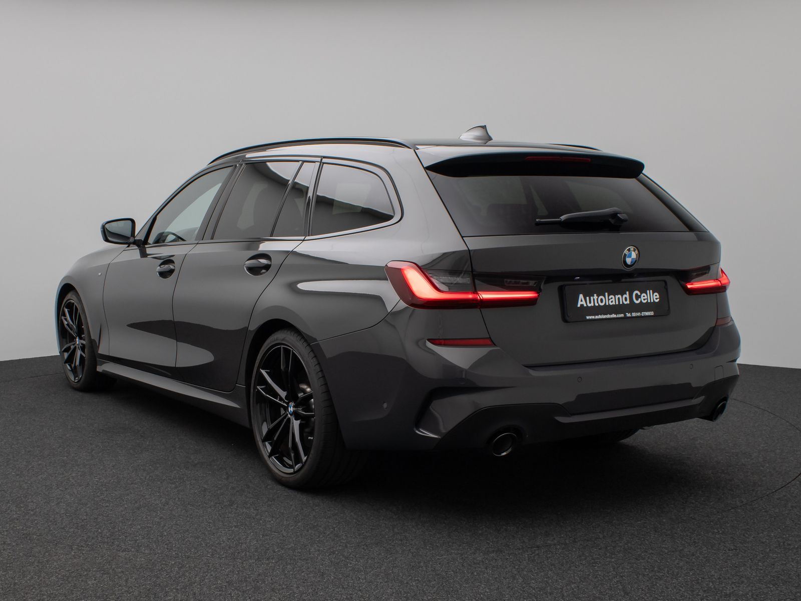 BMW 330i M Sport - Samsaru's Car Outlet