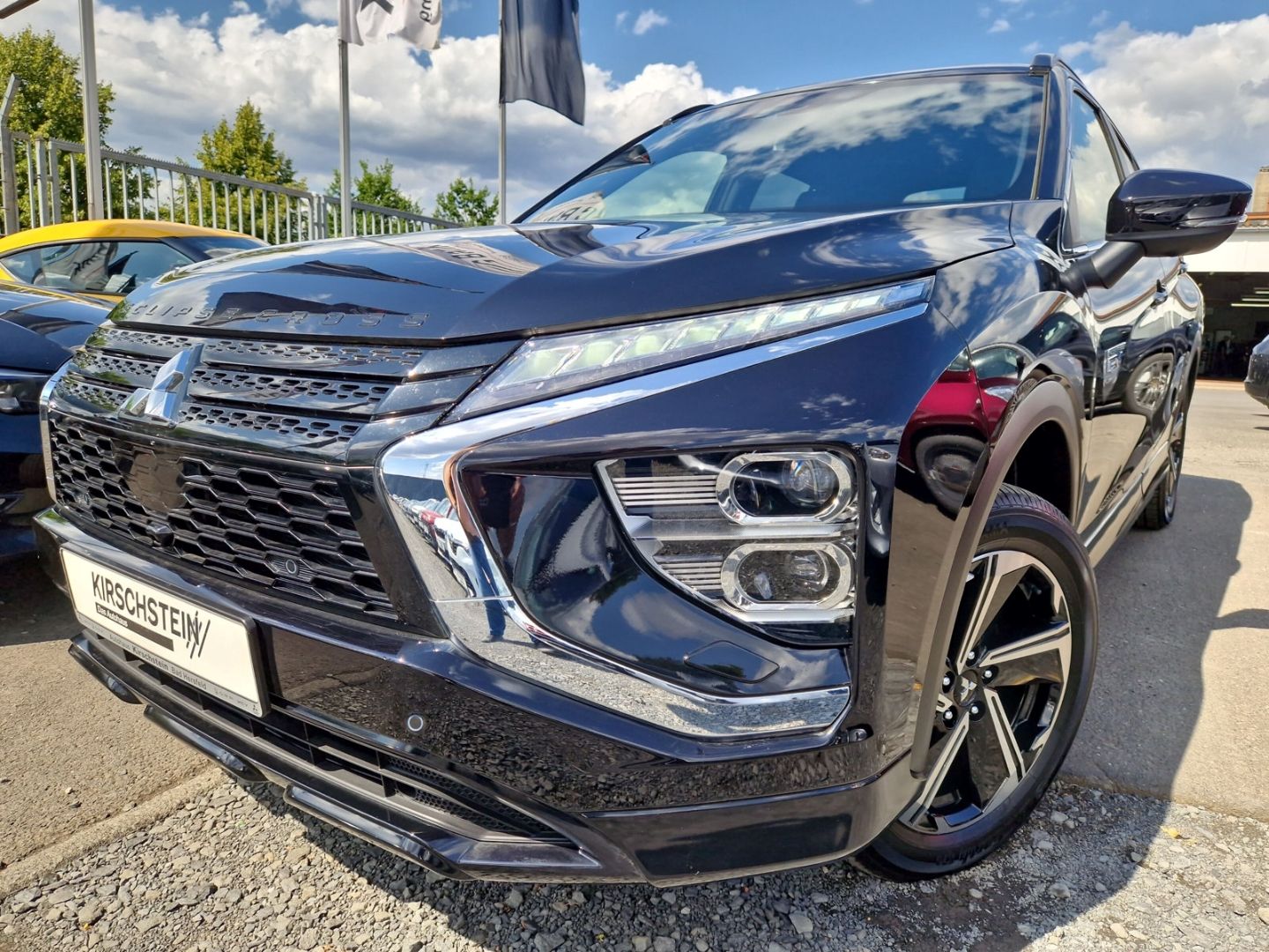 Mitsubishi Eclipse Cross Plug-In Hybrid Select ACC LED