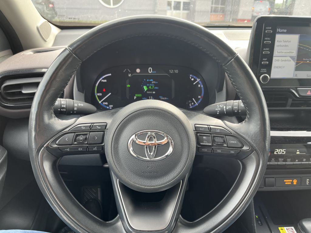 Toyota Yaris Cross Hybrid 1.5 VVT-i Elegant