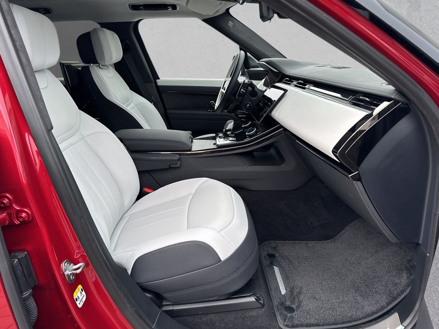 Range Rover Sport First Edition P530 - Samsaru's Car Outlet