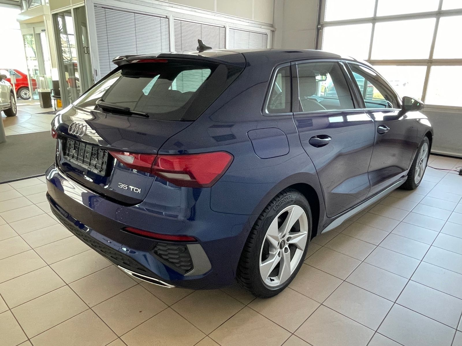 Audi A3 Sportback 35 TDI s tronic S line*LEDER*NAVI*D