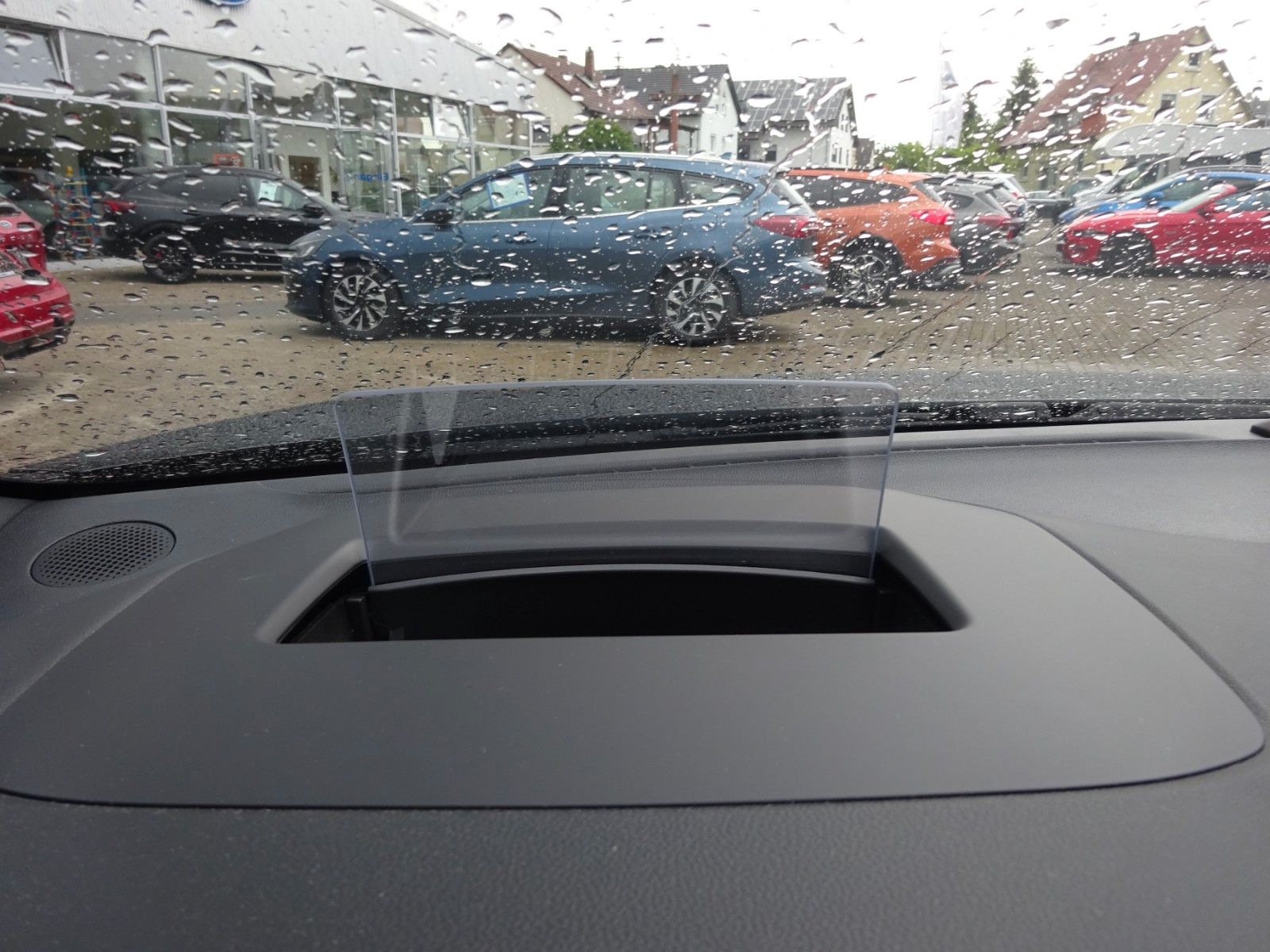 Ford Focus Turnier ST-Line X Autom AHK iACC HuD