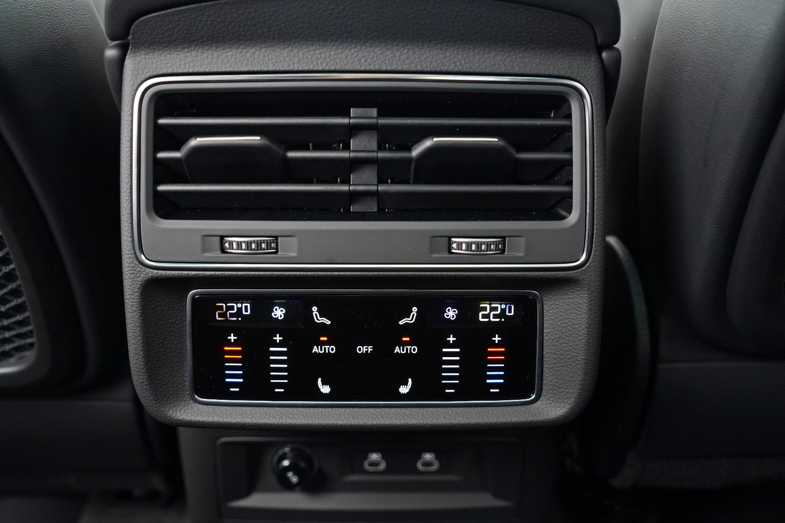 Audi Q7 50TDI PANO MASSAGE B&O OLED LASER AHK HuD 22"