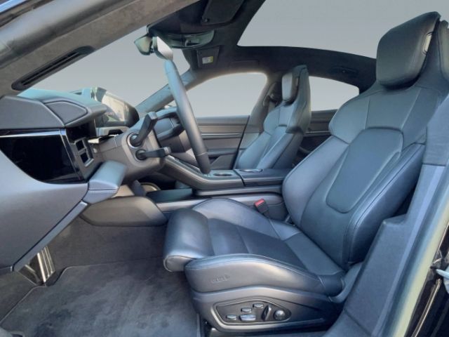 Porsche Taycan Turbo S - Burmester 3D - Pano - ParkAssi.