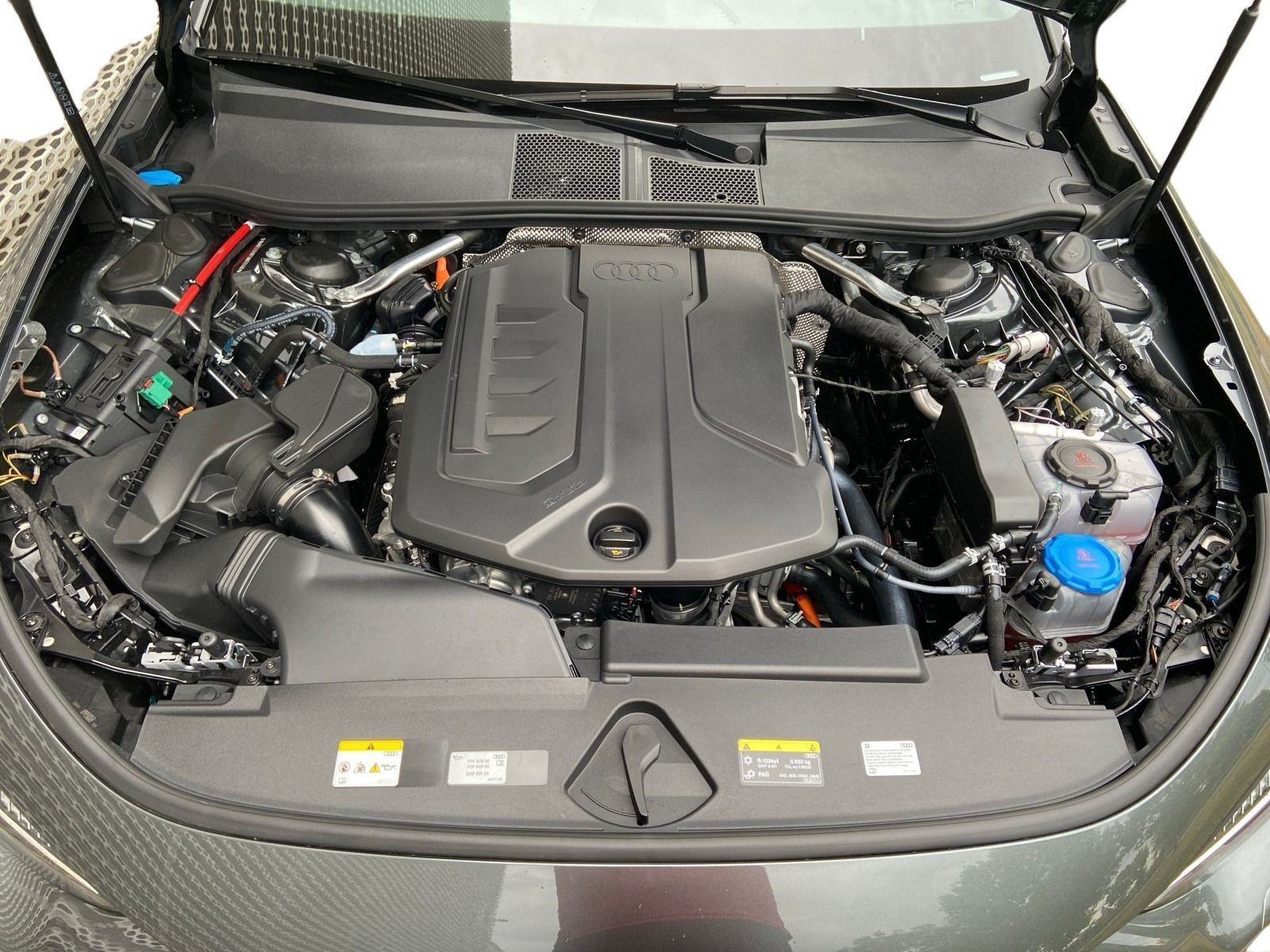 Audi A5 Avant e-hybrid qu. S line*MATRIX*AHK*20* uvm.