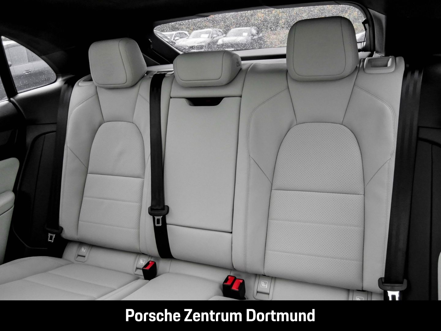 Porsche Macan Turbo BOSE Luftfederung Panorama InnoDrive
