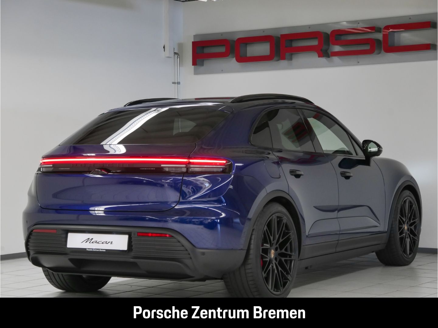 Porsche Macan 4S Matrix LED Sportpaket - Samsaru's Car Outlet