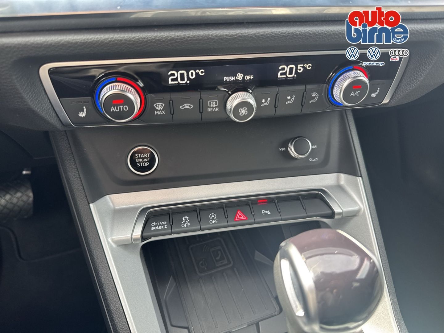 Audi Q3 40 TFSI quattro advanced - Samsaru's Car Outlet