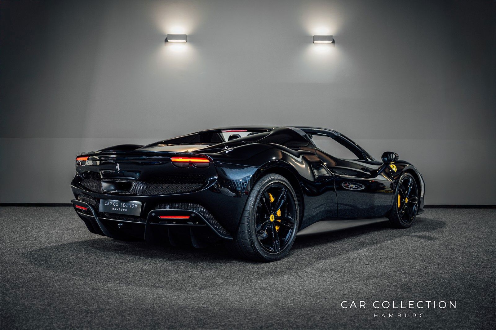 Ferrari 296 GTS - Samsaru's Car Outlet