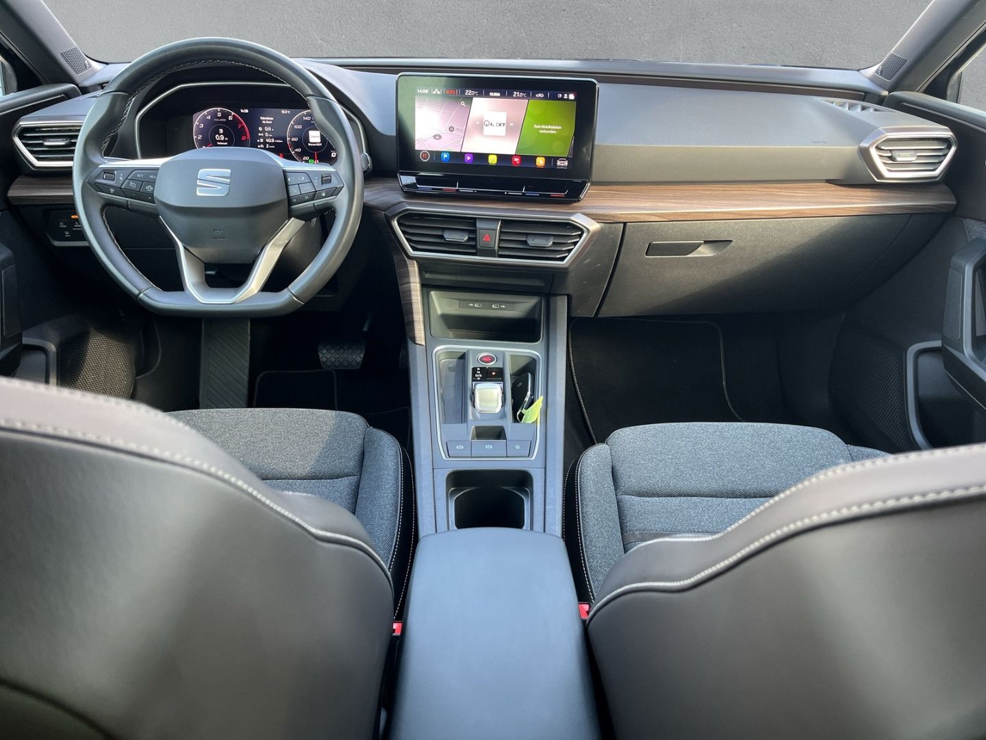 Seat Leon Sportstourer Xcellence 1.5 eTSI BEATS AUDIO