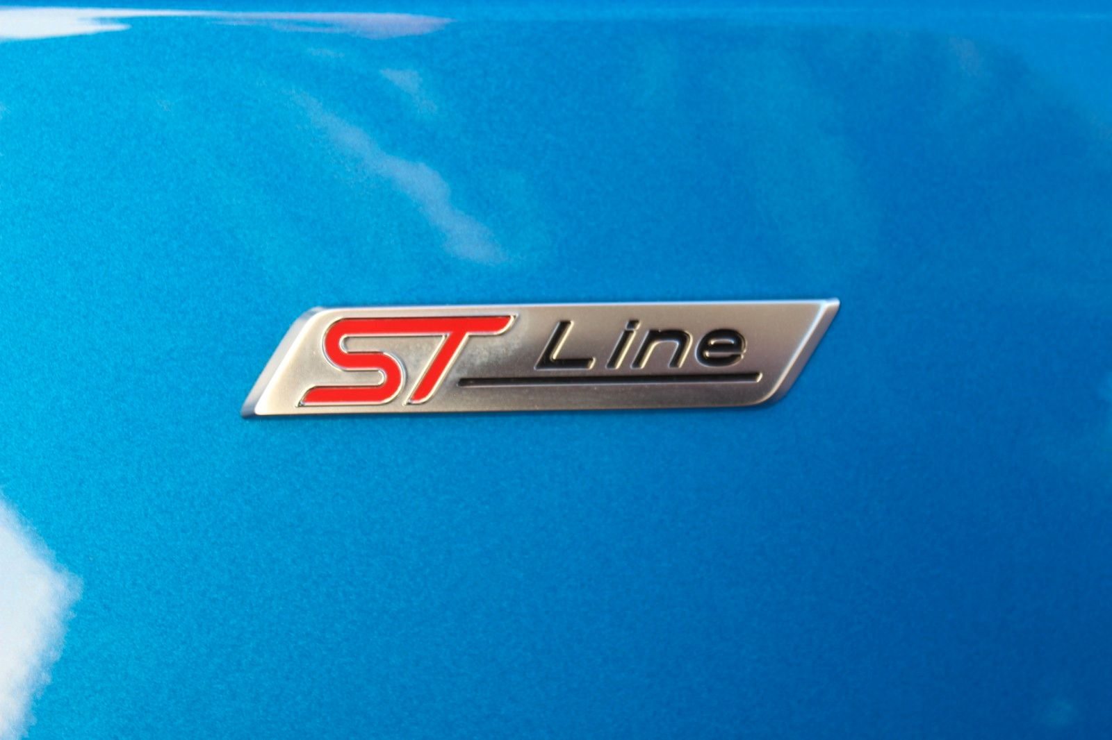 Ford Focus Turnier ST-Line X+AUTOMATIK+ACC+TW+LED