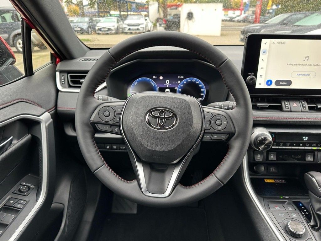 Toyota RAV 4 Plug-in-Hybrid Teamplayer (XA5)