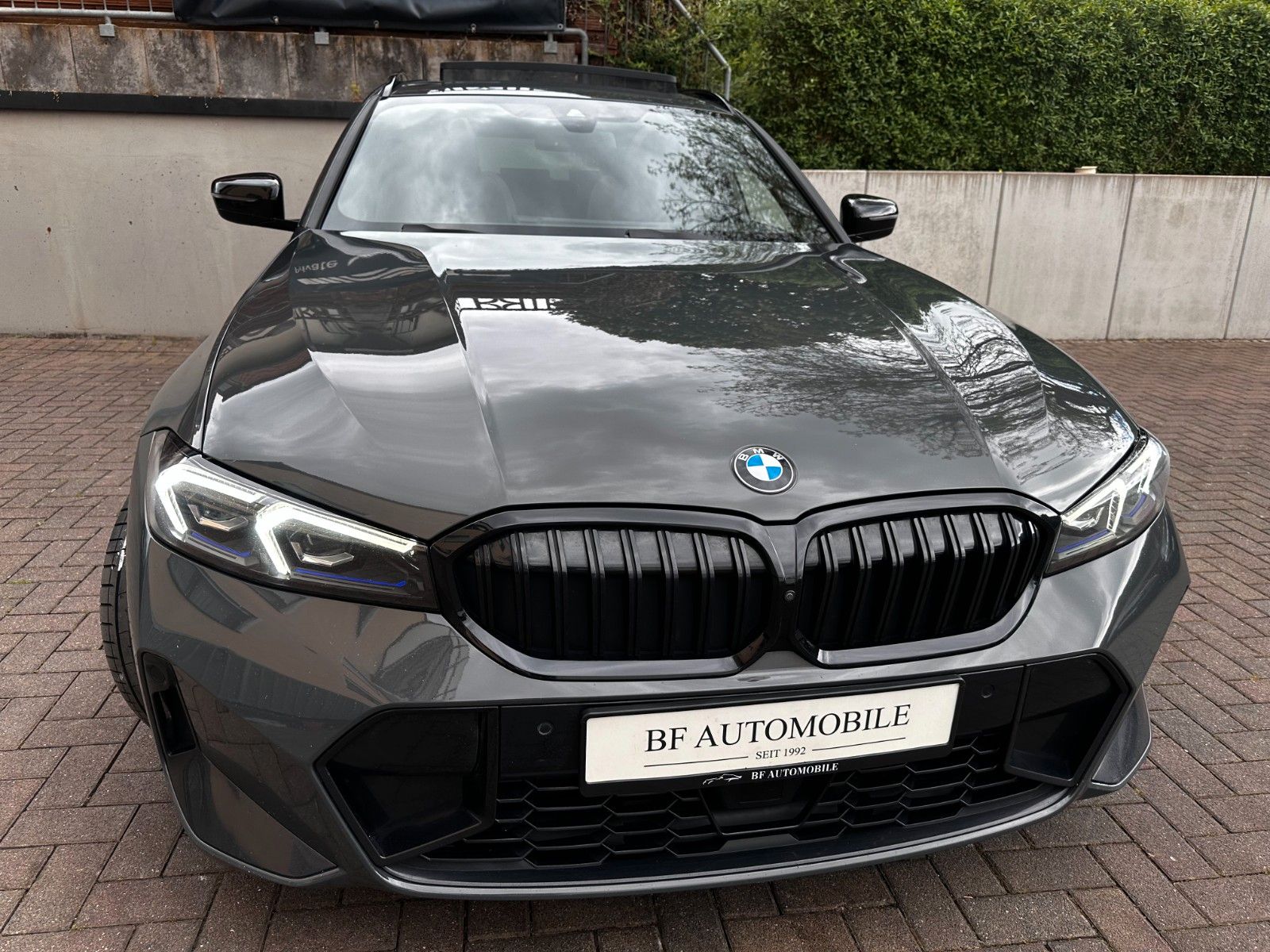 BMW 330d xDrive M Sport PANO*AHK*StandH*H&K*AdapLED