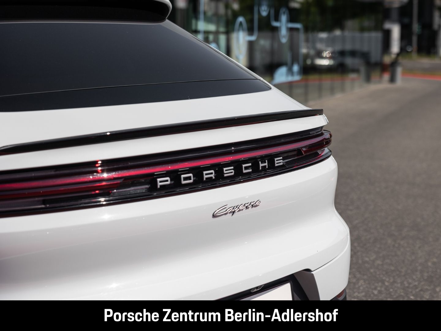 Porsche Cayenne E-Hybrid Coupe Panoramadach Luftfederung