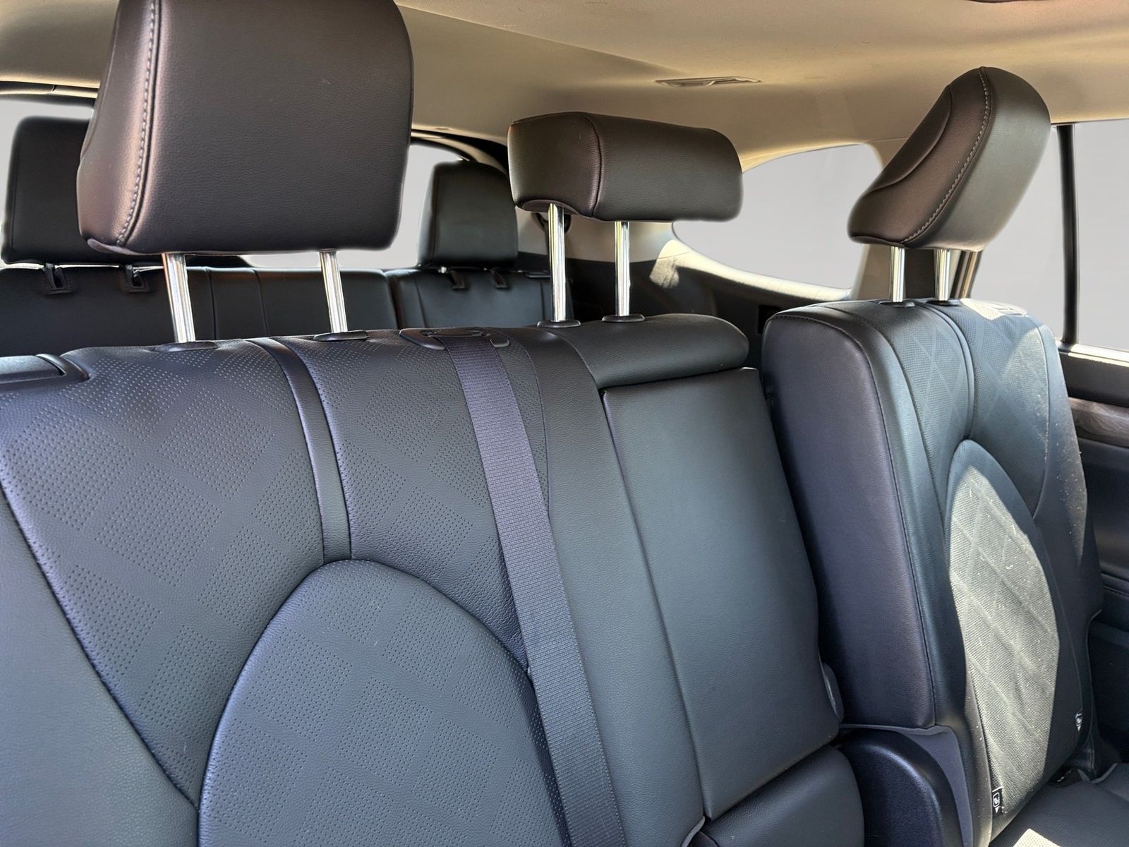 Toyota Highlander 2.5 Hybrid 5-Türer Luxury 7-Sitzer AU