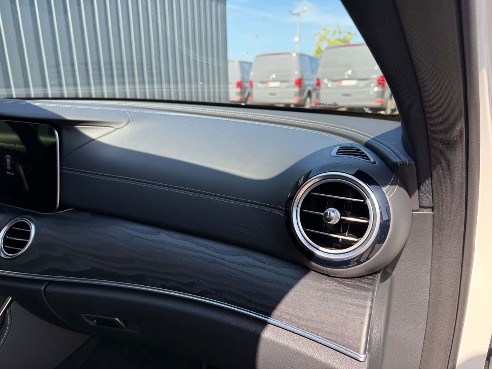 Mercedes-Benz E 63S AMG 4Matic - Samsaru's Car Outlet