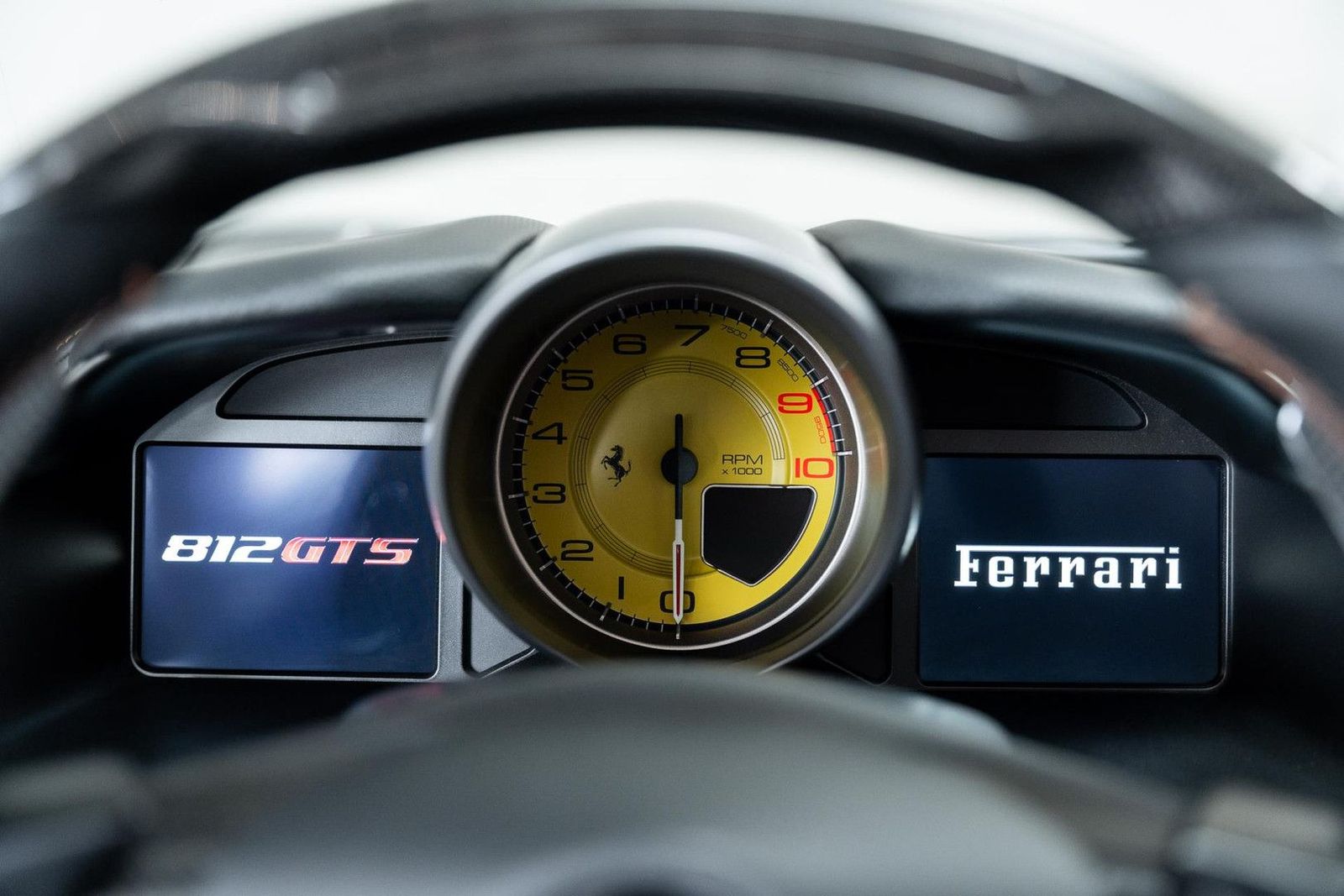 Ferrari 812 GTS - Samsaru's Car Outlet