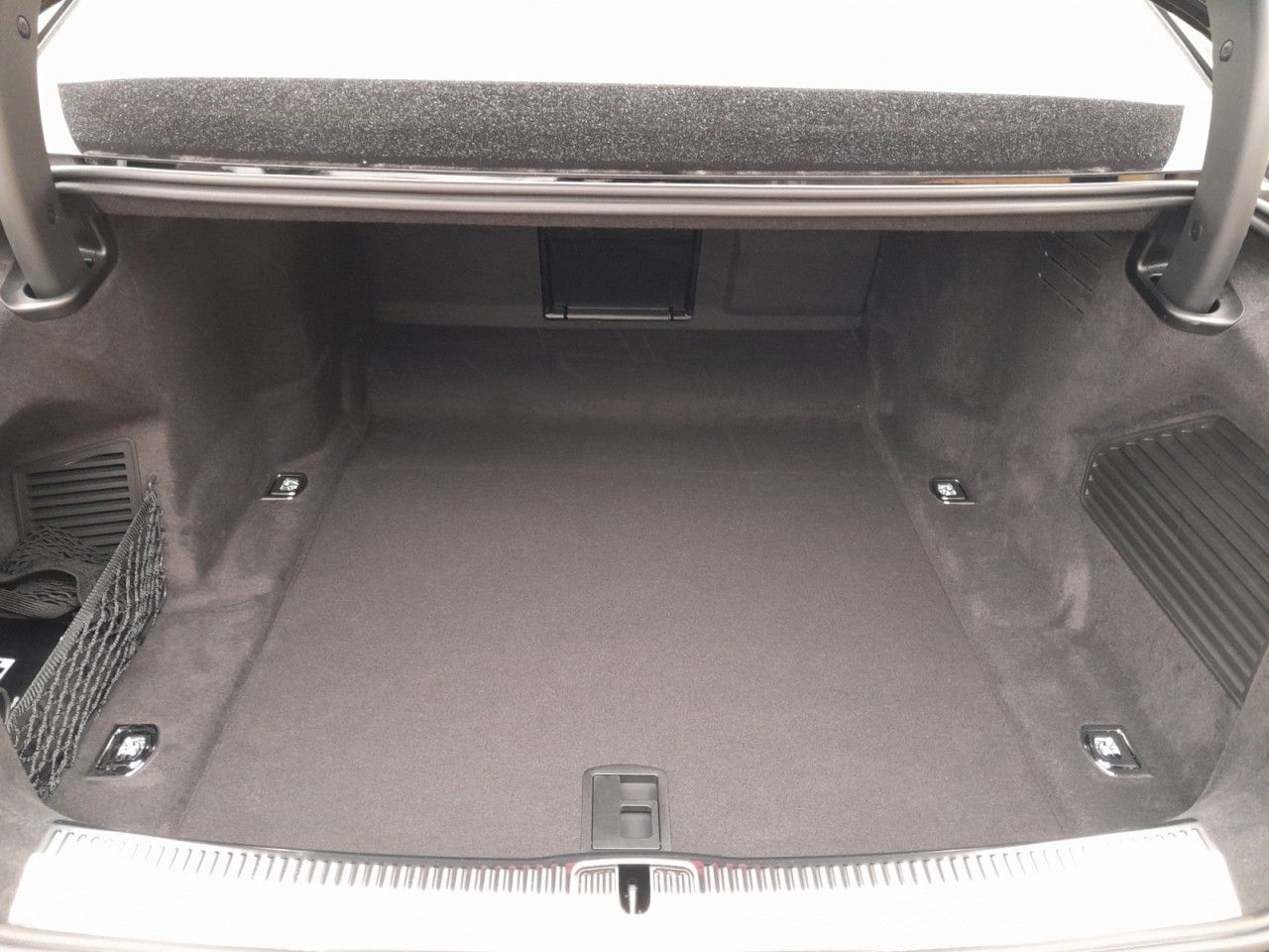 Audi A8 50 TDI quattro - Samsaru's Car Outlet