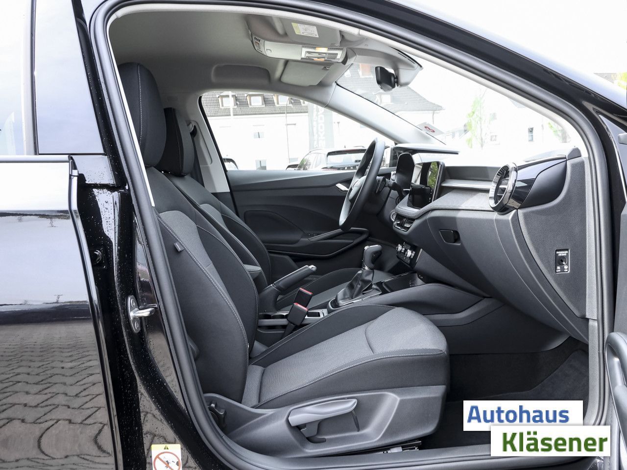 Skoda Fabia Tour 1.0TSI 85KWDSG LED NAVI KAMERA BSD