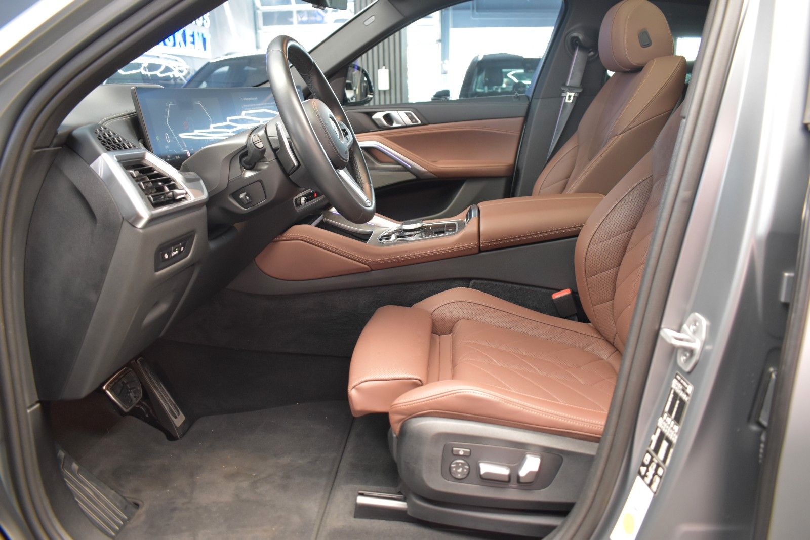 BMW X6 30 d xDrive M SPORT*FROZEN*ICONIC GLOW*KAMERA