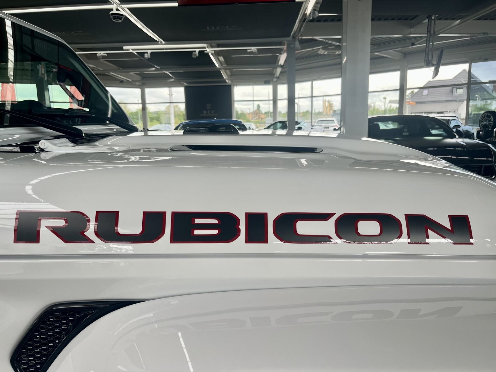 Jeep Wrangler 2.0 Sky One Rubicon Brute Look + Carbon