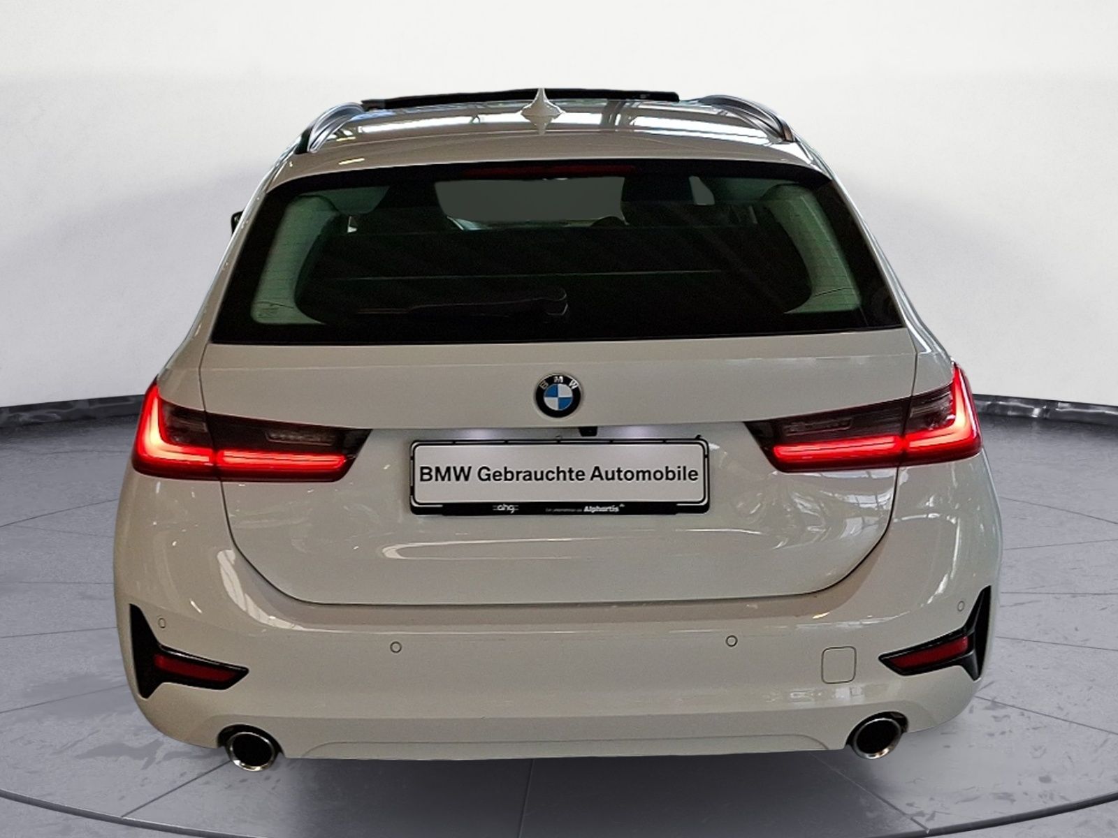 BMW 320d xDrive Touring Advantage - Samsaru's Car Outlet