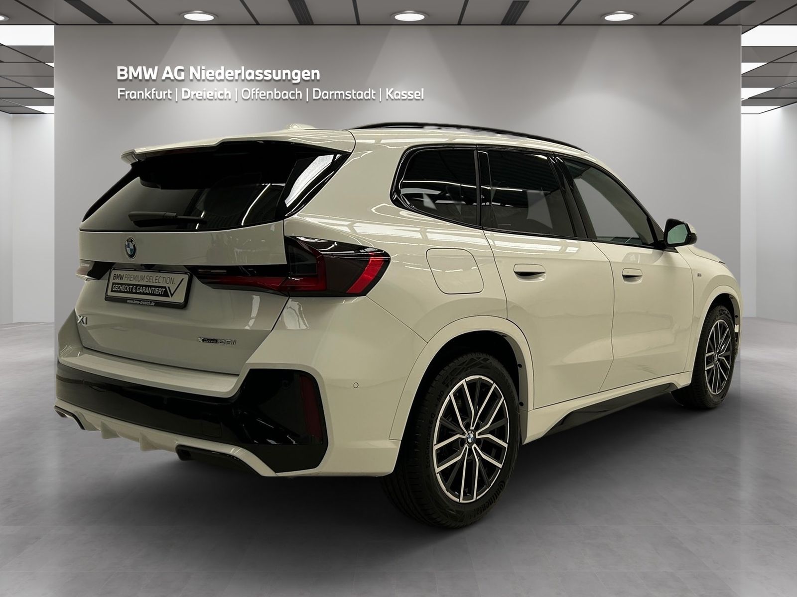 BMW X1 xDrive23i M Sport - Samsaru's Car Outlet