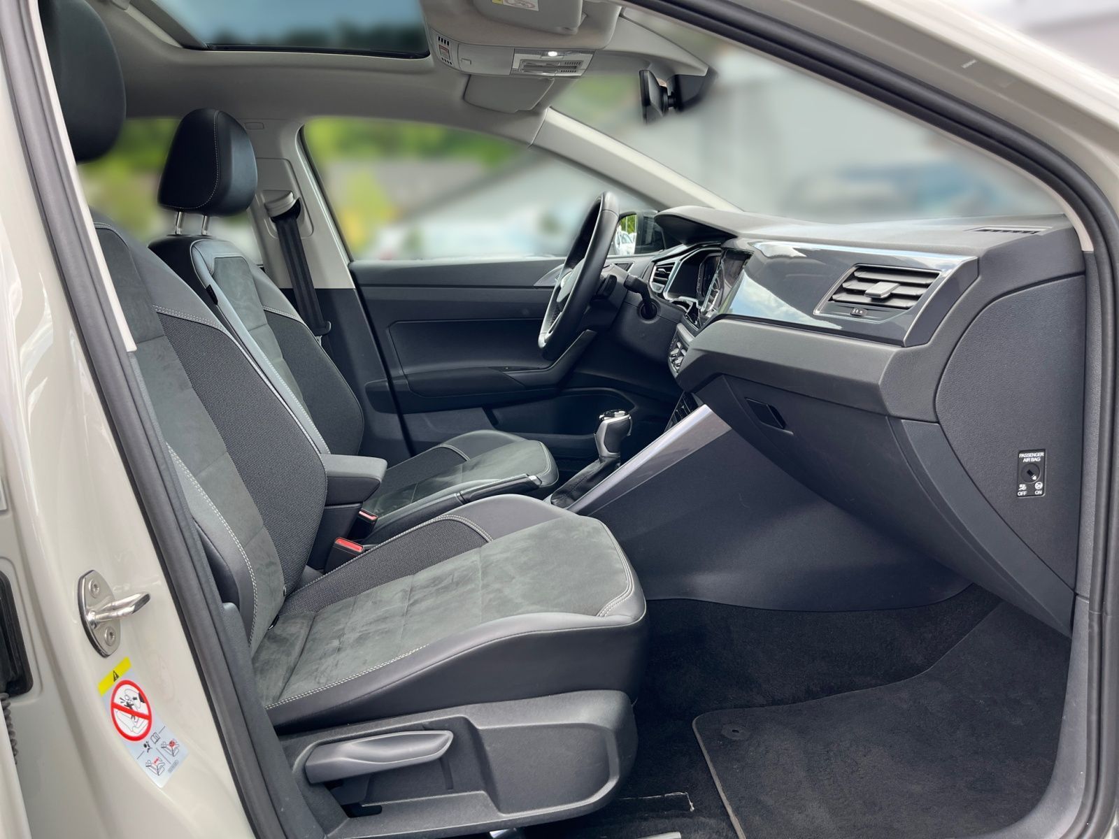 Volkswagen Taigo Style 1.5 TSI DSG - Samsaru's Car Outlet