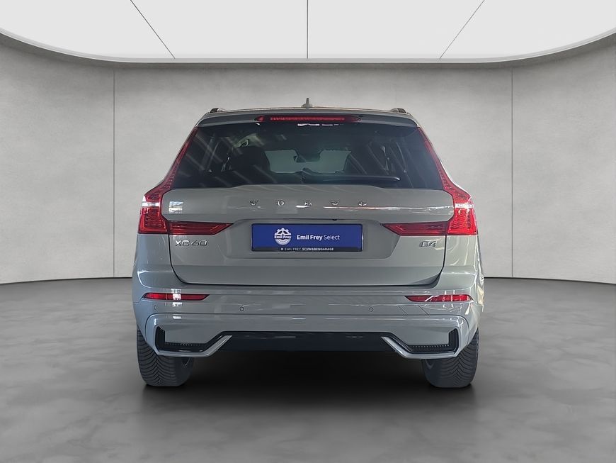 Volvo XC60 B4 D Plus Dark