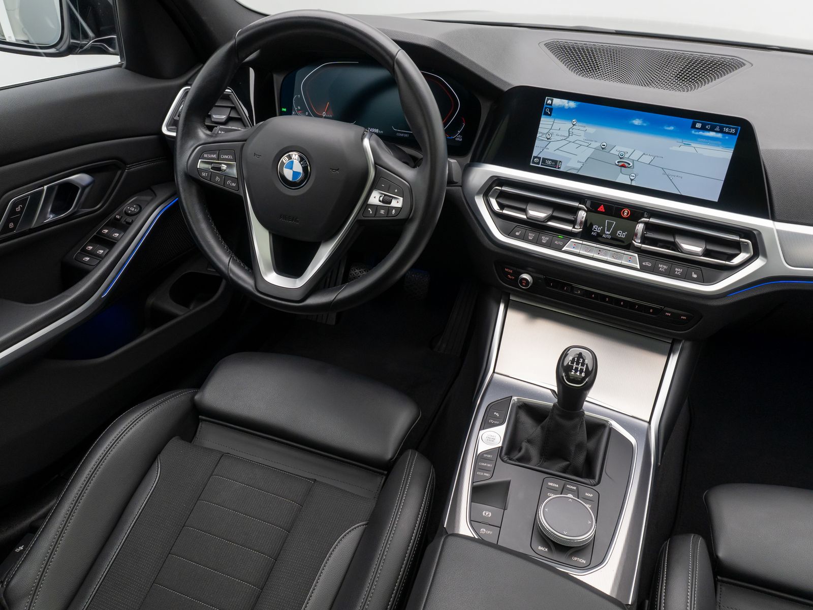 BMW 320d Sport Line - Samsaru's Car Outlet