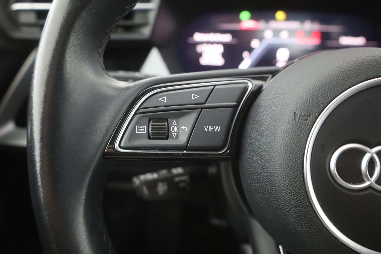 Audi A3 35 TDI Limousine LED Navi Sitzheizung DAB AHK