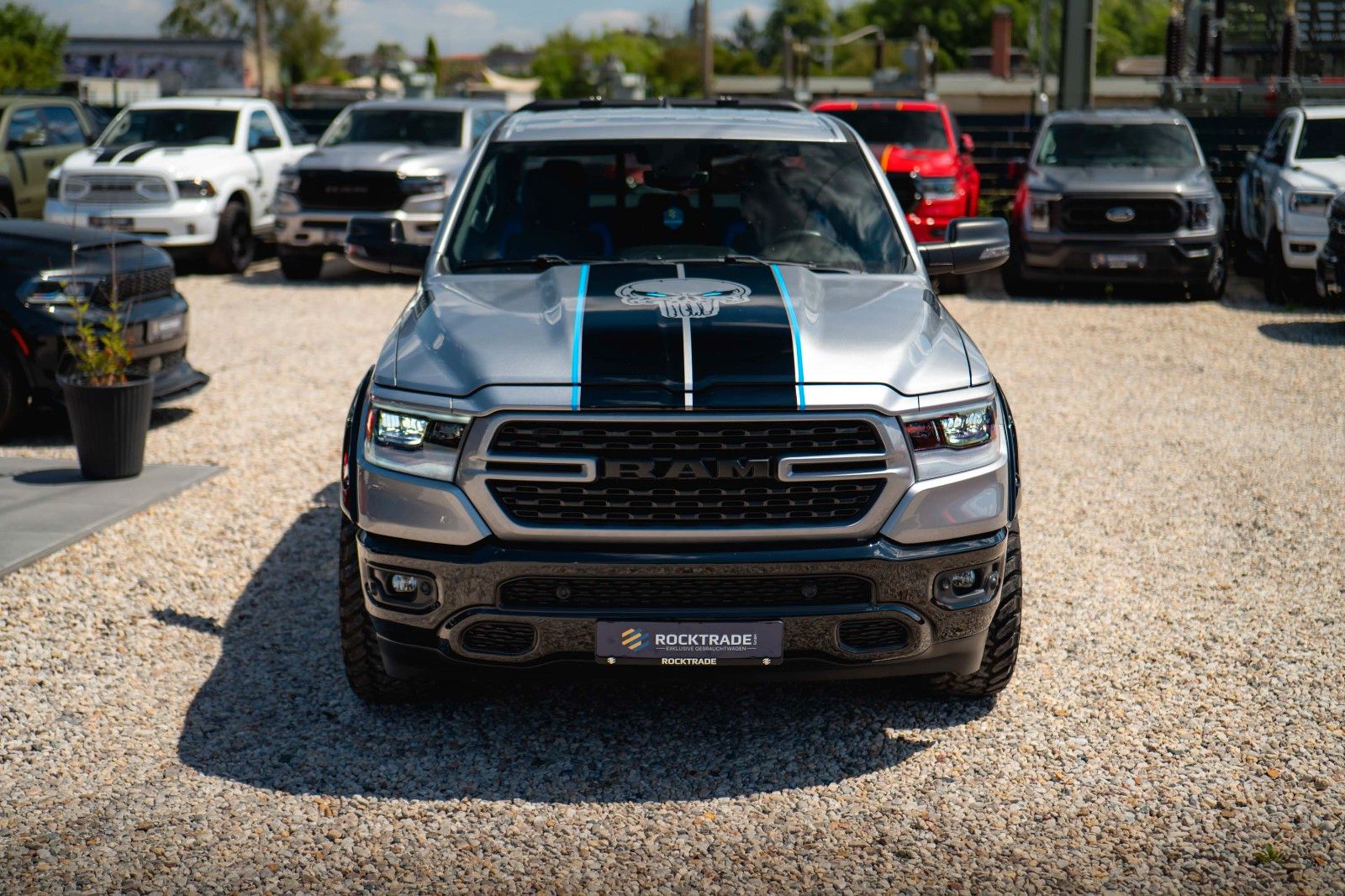 Dodge RAM 5.7 V8 HEMI 4x4 OFFROAD Night PUNISHER 19%