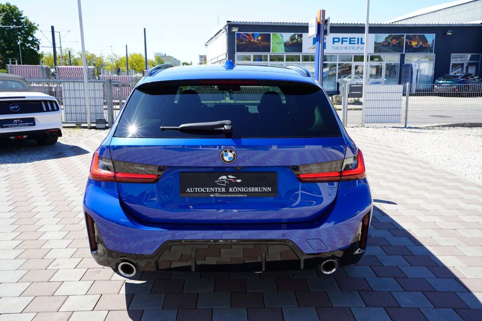 BMW 320d xDrive M Sport - Samsaru's Car Outlet